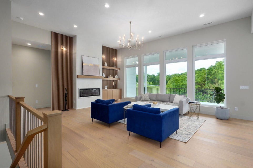 Contemporary kitchen cabinets - Veto build Springfield MO